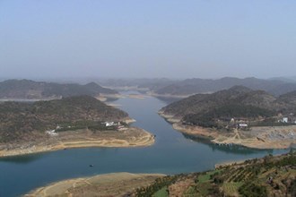 黃石水庫