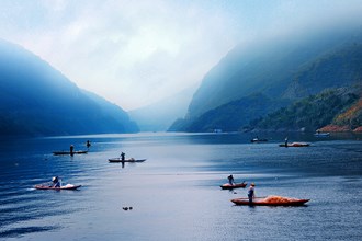 仙陽(yáng)湖忙碌的漁夫