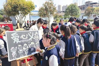 遠學雷鋒·近學田工——安鄉(xiāng)人在行動