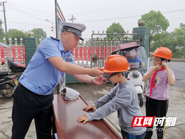 圖二：免費贈送安全頭盔.jpg
