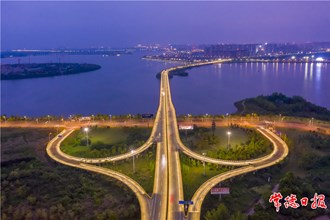 俯瞰泉水橋