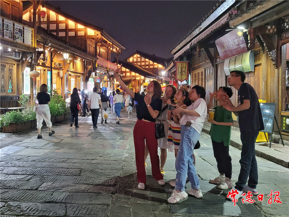 sj鄭偉-留影-1.jpg