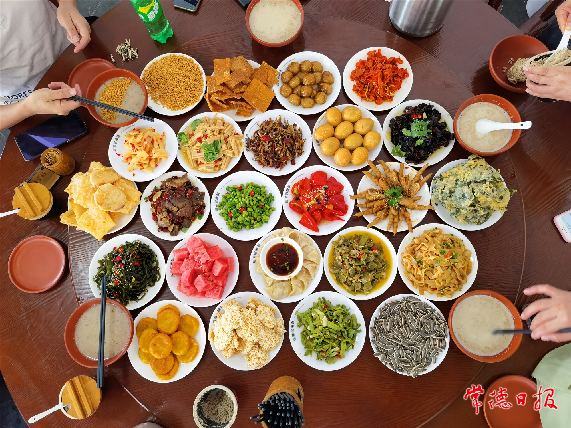 盧健-擂茶之色香味-1.jpg
