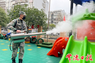 【社會】護(hù)航開學(xué)！我市一戶外機(jī)構(gòu)為學(xué)校義務(wù)消殺