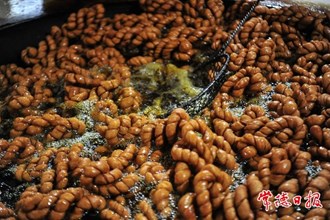 【攝影報(bào)道】常德市級(jí)非物質(zhì)文化遺產(chǎn)——望羊麻花出鍋了！