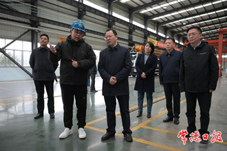 周振宇走訪重點(diǎn)企業(yè) 督導(dǎo)檢查市場(chǎng)保供、人流密集場(chǎng)所安全、春運(yùn)交通安全、旅游景區(qū)安全運(yùn)營(yíng)等重點(diǎn)工作