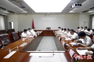 周振宇參加基層黨組織黨紀(jì)學(xué)習(xí)教育座談會(huì)