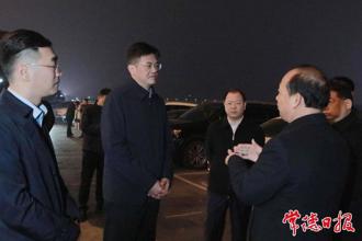 羅毅君周振宇帶隊(duì)調(diào)研市城區(qū)春節(jié)亮化和煙花爆竹管控工作