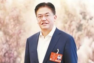 全國人大代表羅毅君：搶占新賽道 端穩(wěn)“新飯碗”