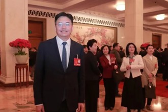 中外新聞網(wǎng)頭條 | 訪全國人大代表、常德市委書記羅毅君