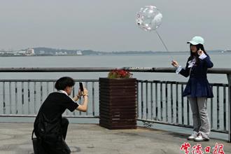 【我們的節(jié)日·清明】春色正美，柳葉湖畔奏響文明旅游協(xié)奏曲