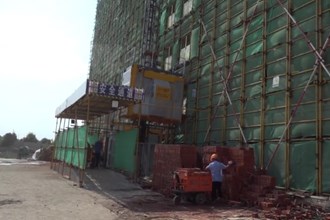 津市：項(xiàng)目建設(shè)不減速 高溫作業(yè)保安全