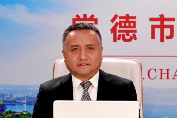 提升政務(wù)服務(wù)質(zhì)效，優(yōu)化營(yíng)商政務(wù)環(huán)境